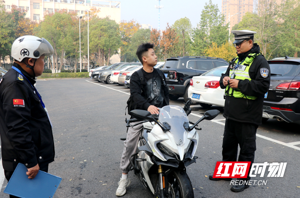 图二.jpg 图二.jpg